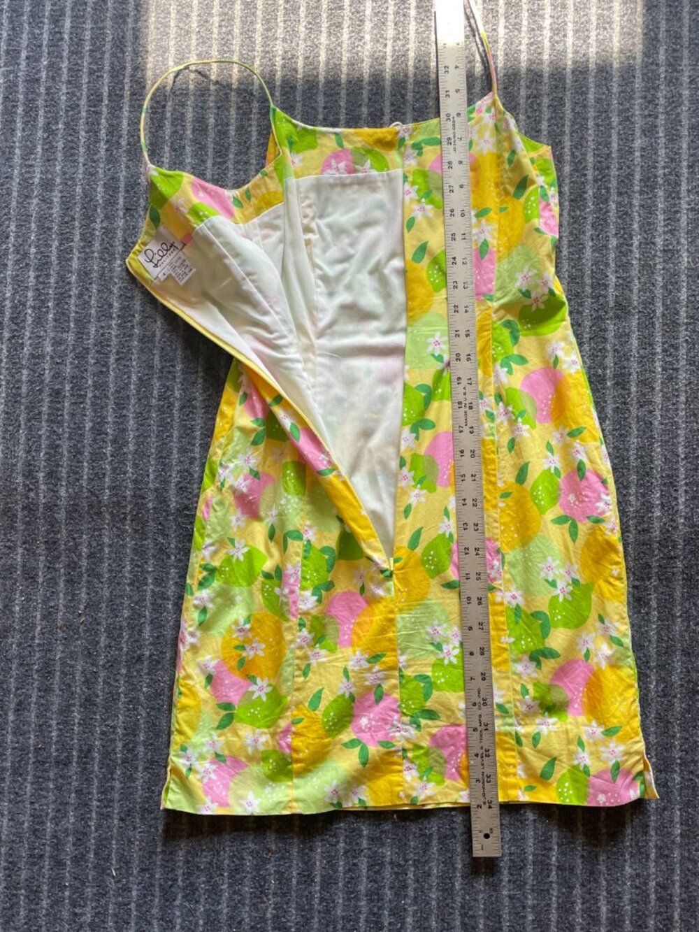 Lilly Pulitzer spaghetti strap dress. Citrus Lemonade Theme Size 4 Cotton - Picture 7 of 7